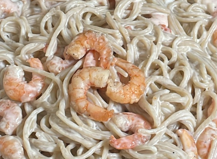 Macarrão ao Molho Branco com Camarão